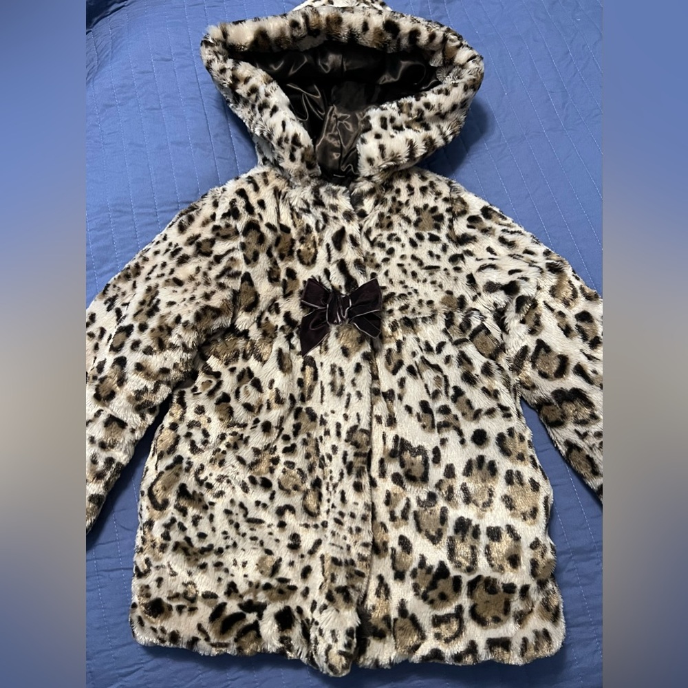 5/6 Girls Plush Leopard Winter Coat with Hood